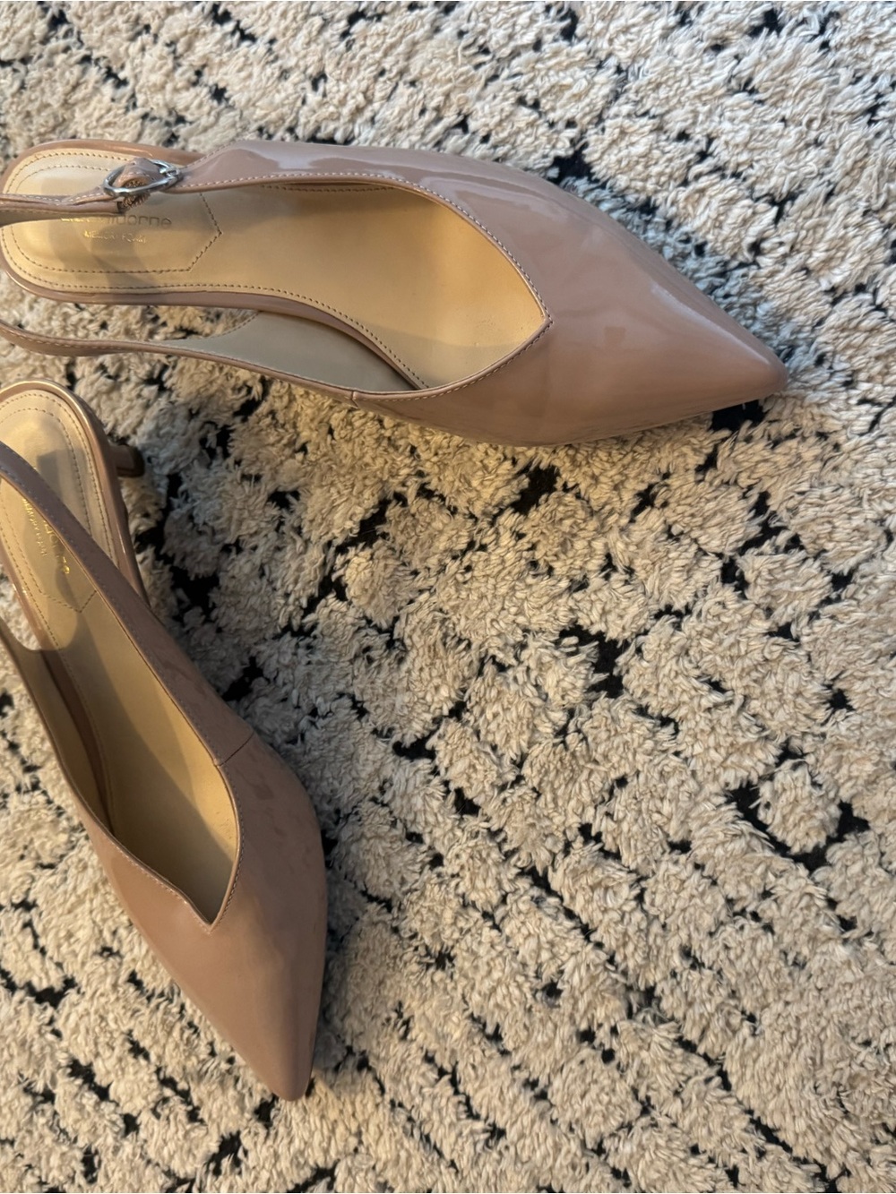 Liz Claiborne Patent Pointed Slingback Heels in Taupe